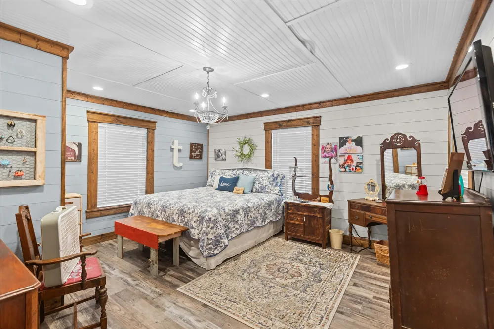 2461 County Road 44800 Blossom, TX 75416