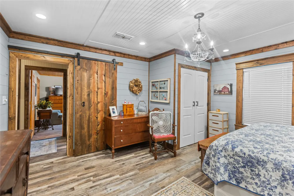 2461 County Road 44800 Blossom, TX 75416
