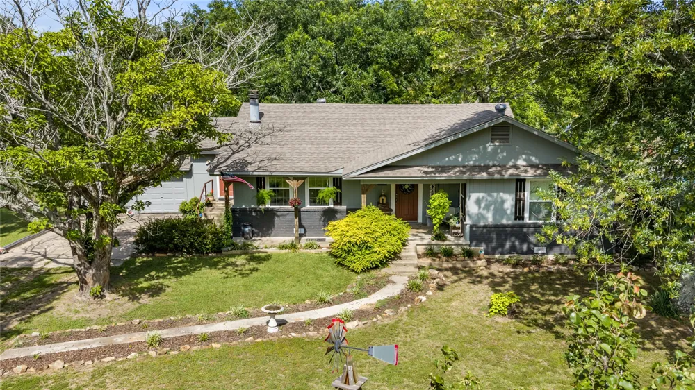 2461 County Road 44800 Blossom, TX 75416
