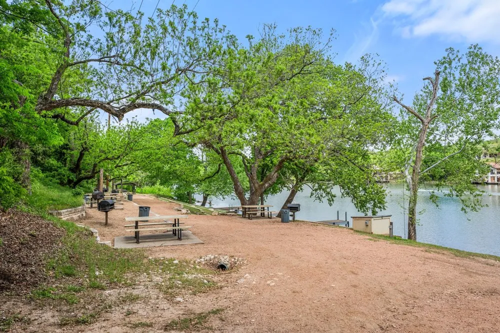 3138 Chisholm Trail Austin, TX 78734