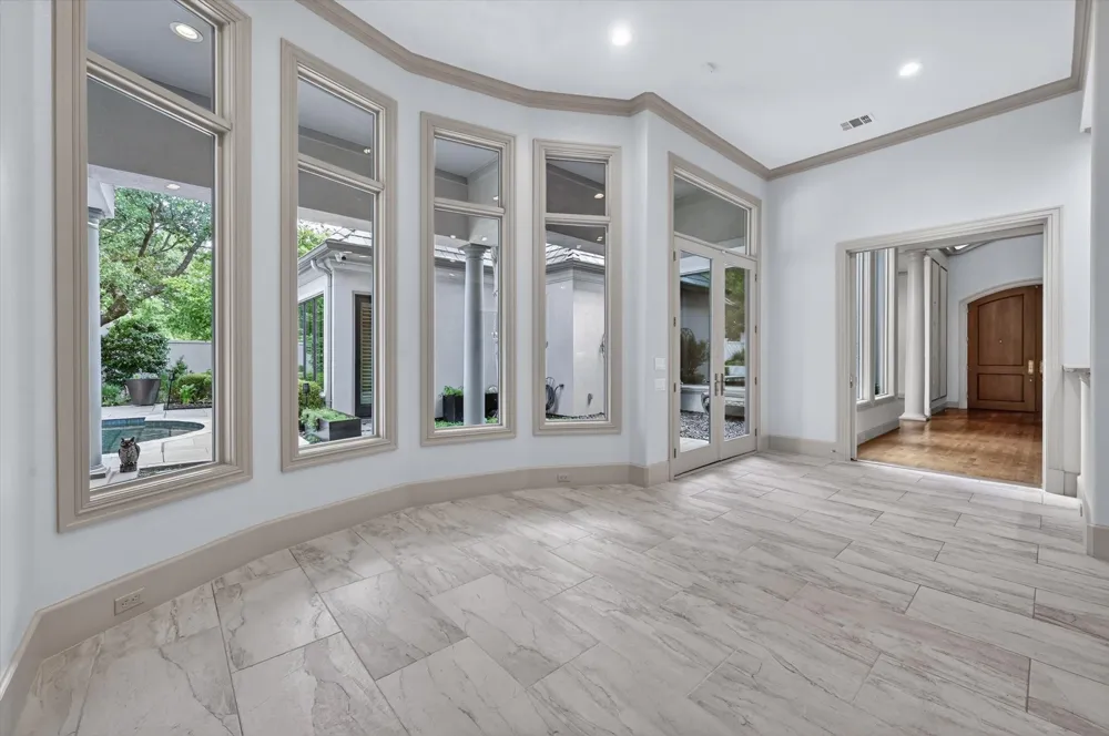 14819 Bellbrook Drive Addison, TX 75254
