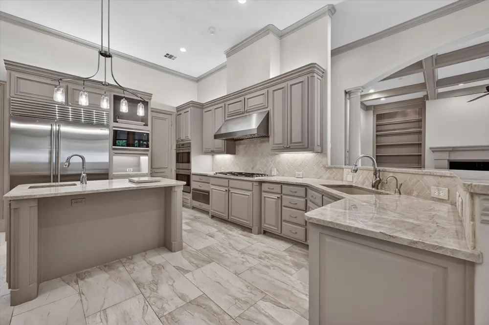 14819 Bellbrook Drive Addison, TX 75254