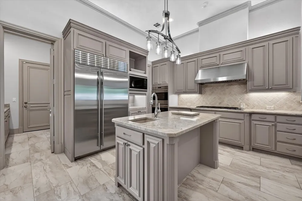 14819 Bellbrook Drive Addison, TX 75254