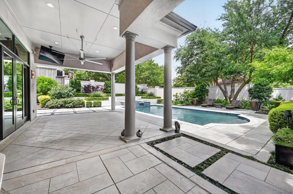 14819 Bellbrook Drive Addison, TX 75254