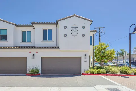 17540 Cameron #102
