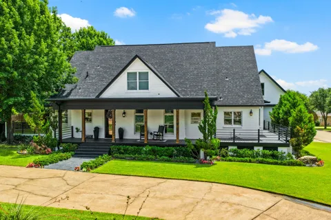 507 Greenhill Park Avenue
