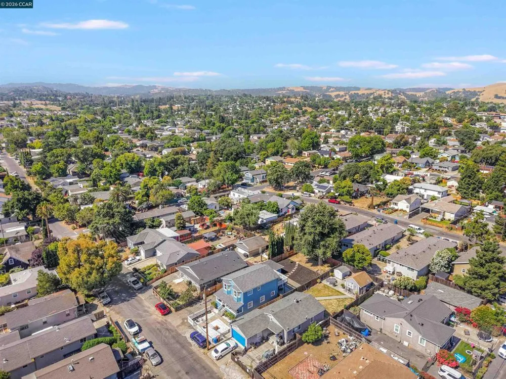 1243 Plaza Dr Martinez, CA 94553