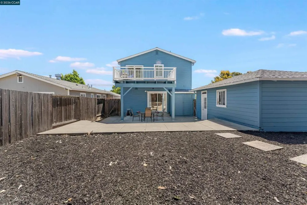 1243 Plaza Dr Martinez, CA 94553