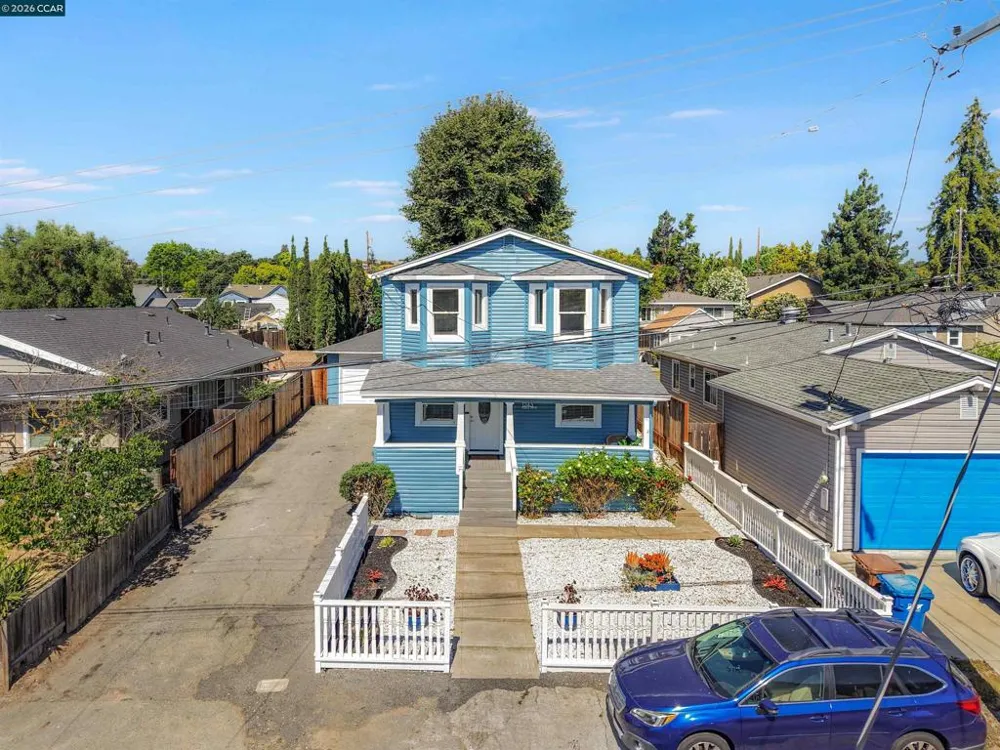 1243 Plaza Dr Martinez, CA 94553