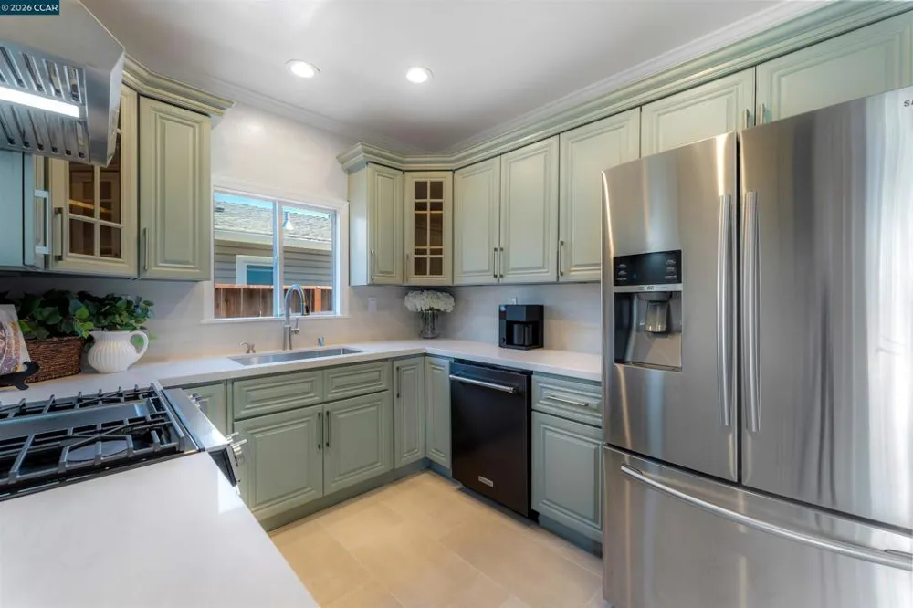 1243 Plaza Dr Martinez, CA 94553