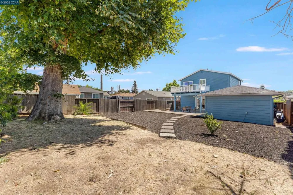 1243 Plaza Dr Martinez, CA 94553