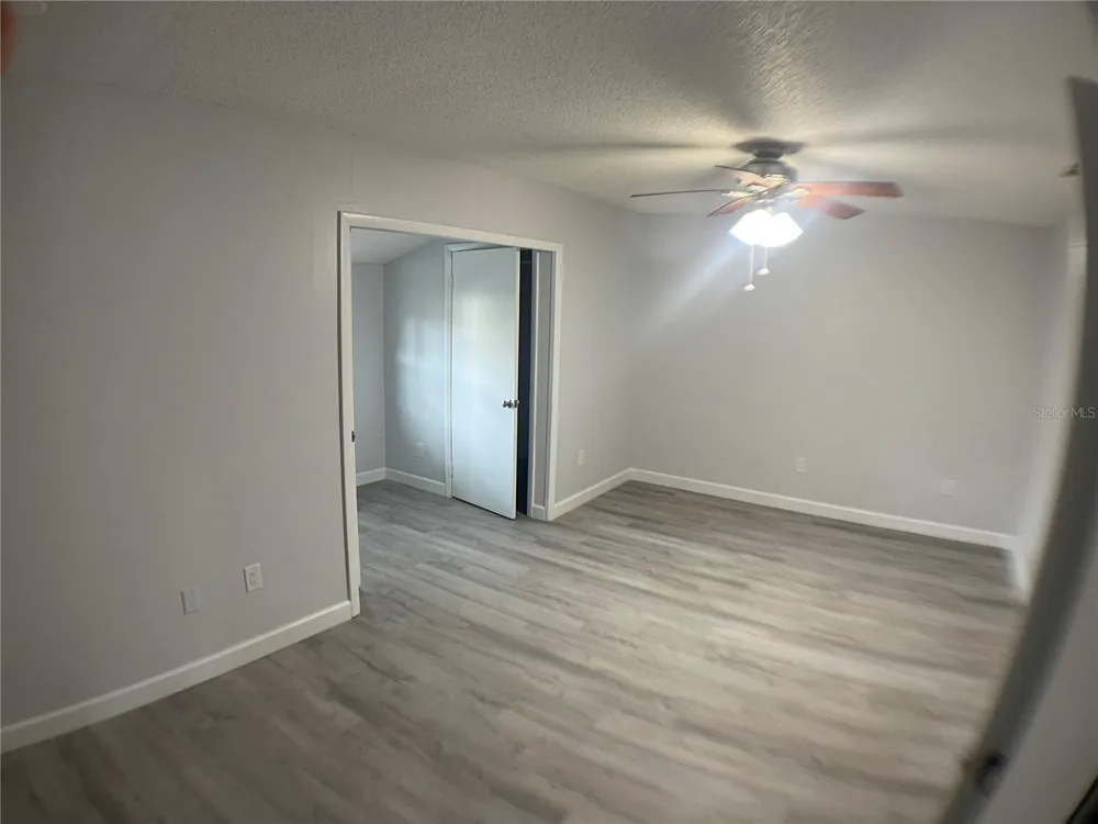152 DOUGLAS ROAD W #B Oldsmar, FL 34677