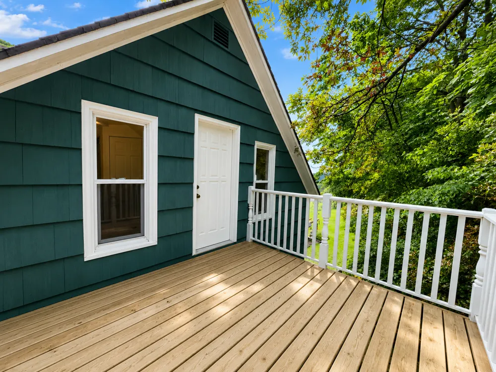 495 North Street Fountain City, WI 54629