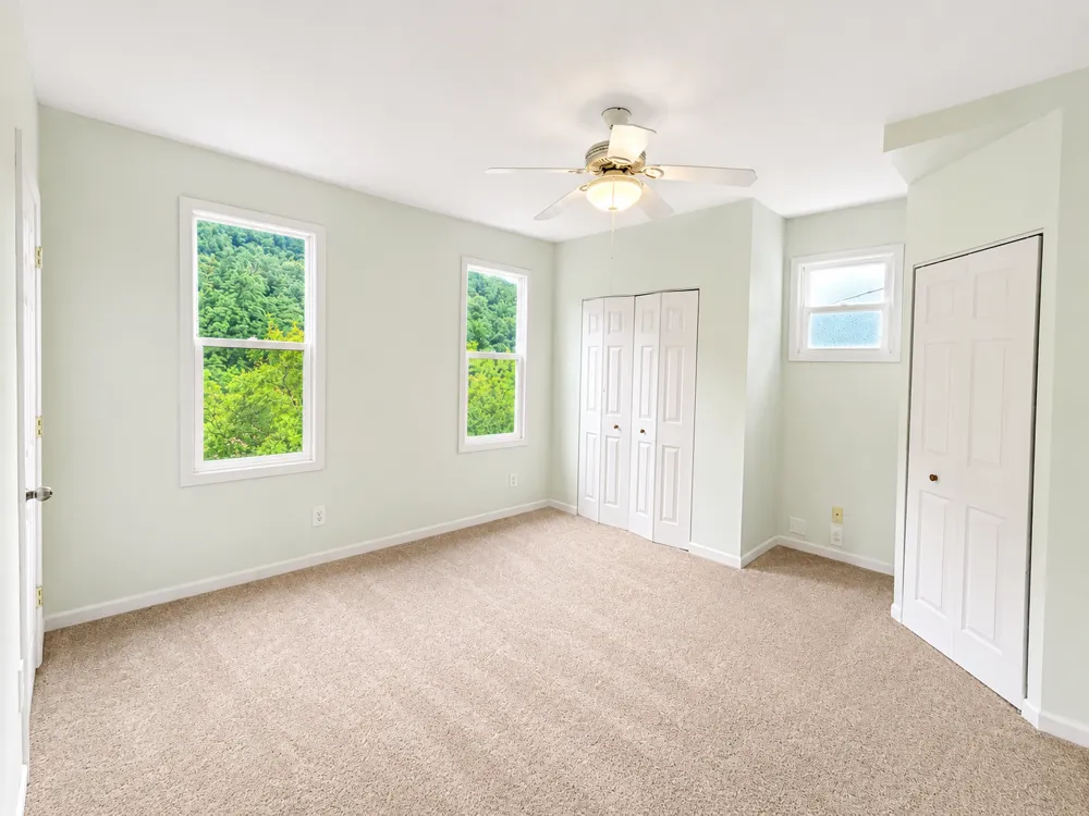495 North Street Fountain City, WI 54629