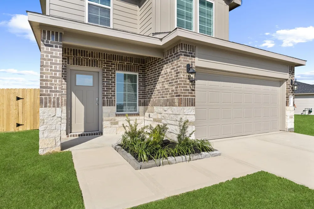 1012 Paddlefish Lane Alvin, TX 77511