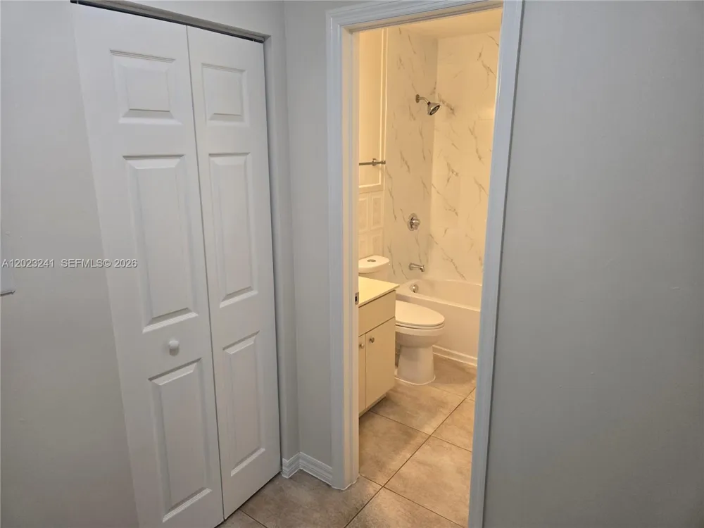 9440 SW 169th St #00 Palmetto Bay, FL 33157