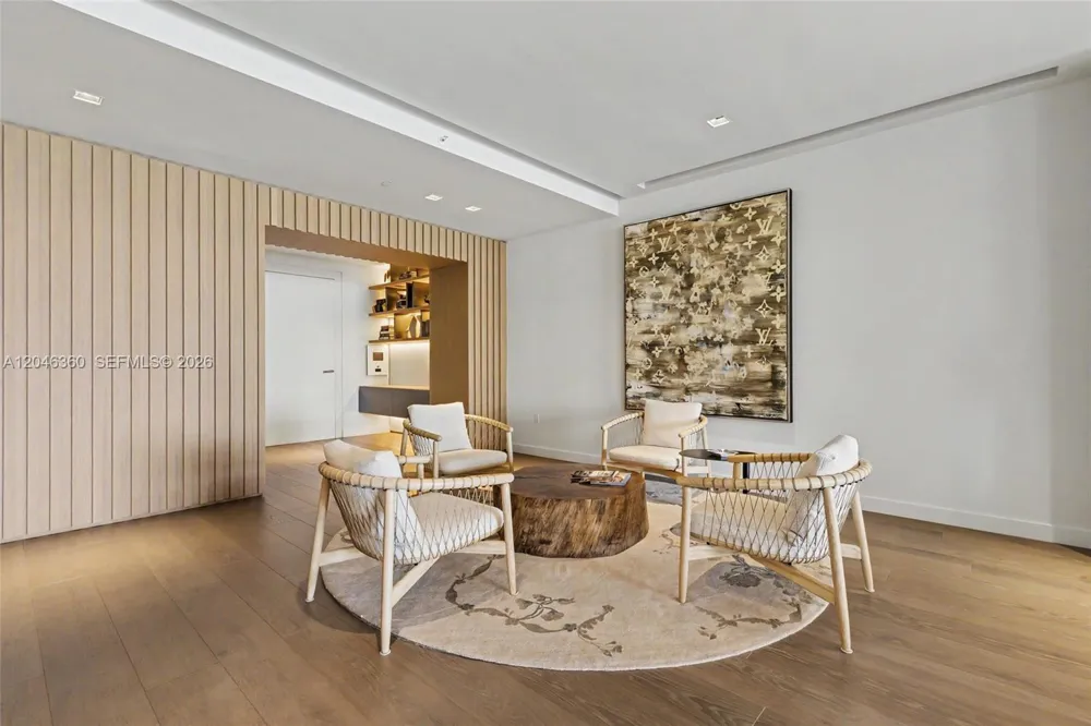 7042 Fisher Island Dr #7042 Miami Beach, FL 33109