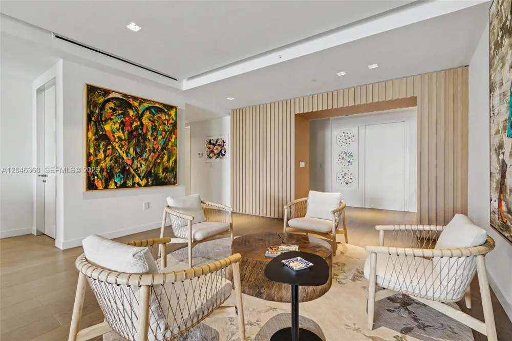 7042 Fisher Island Dr #7042 Miami Beach, FL 33109