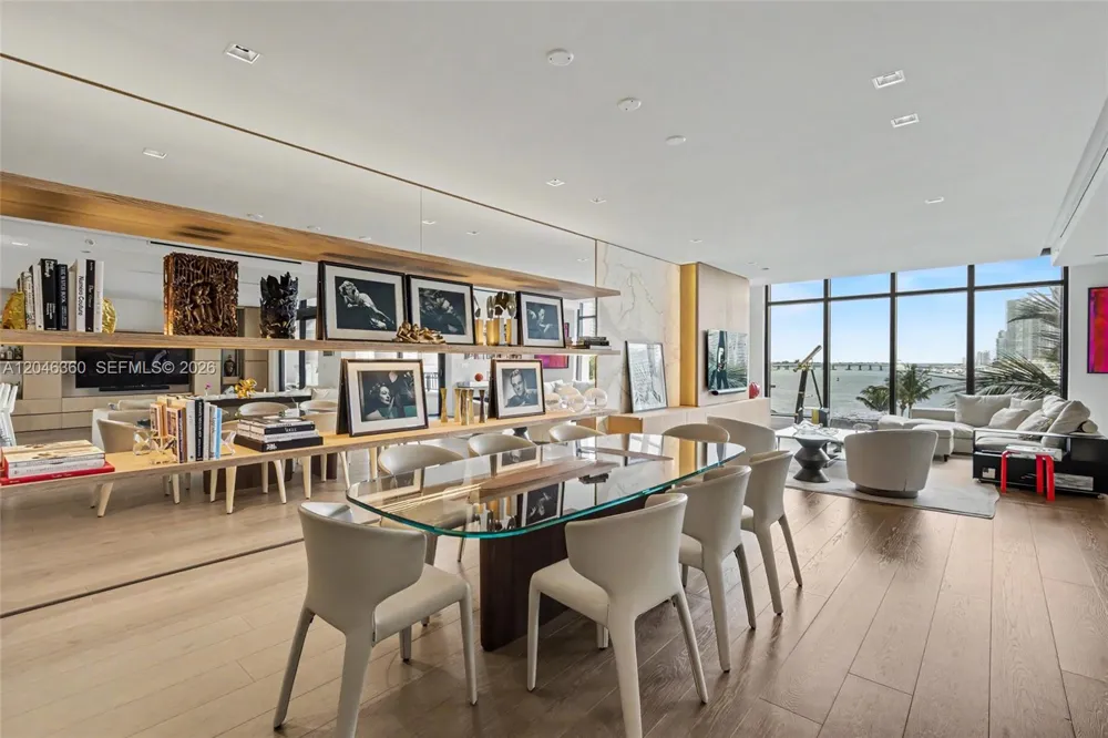 7042 Fisher Island Dr #7042 Miami Beach, FL 33109