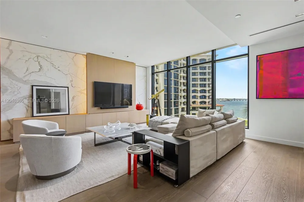 7042 Fisher Island Dr #7042 Miami Beach, FL 33109