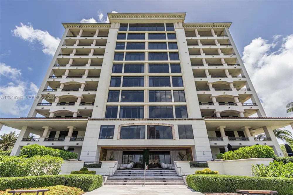 7042 Fisher Island Dr #7042 Miami Beach, FL 33109