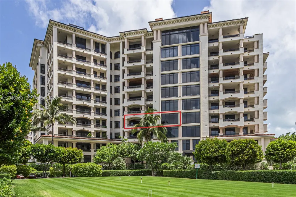 7042 Fisher Island Dr #7042 Miami Beach, FL 33109