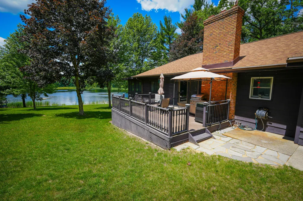 9411 Maple Hill Road Reynolds Township, MI 49329