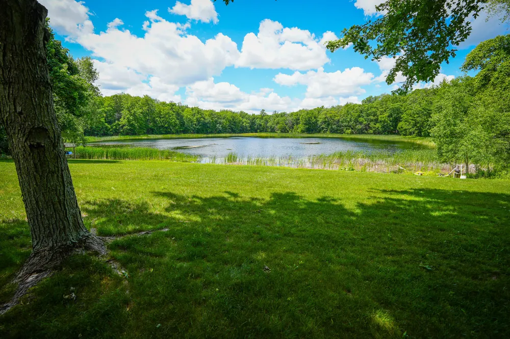 9411 Maple Hill Road Reynolds Township, MI 49329
