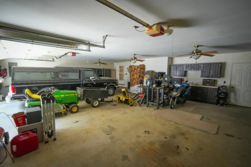 9411 Maple Hill Road Reynolds Township, MI 49329