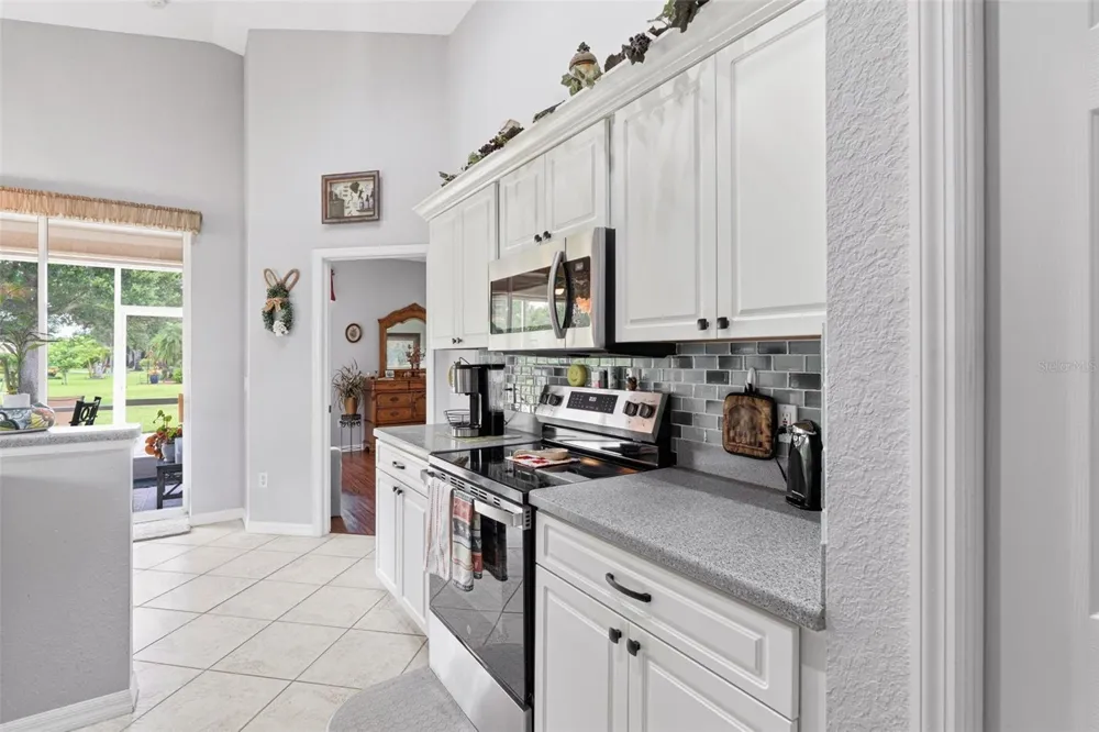 1351 HEDGEWOOD CIRCLE North Port, FL 34288