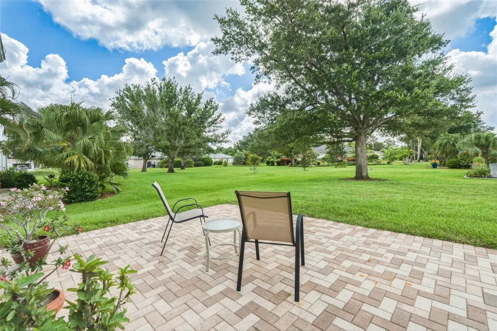 1351 HEDGEWOOD CIRCLE North Port, FL 34288