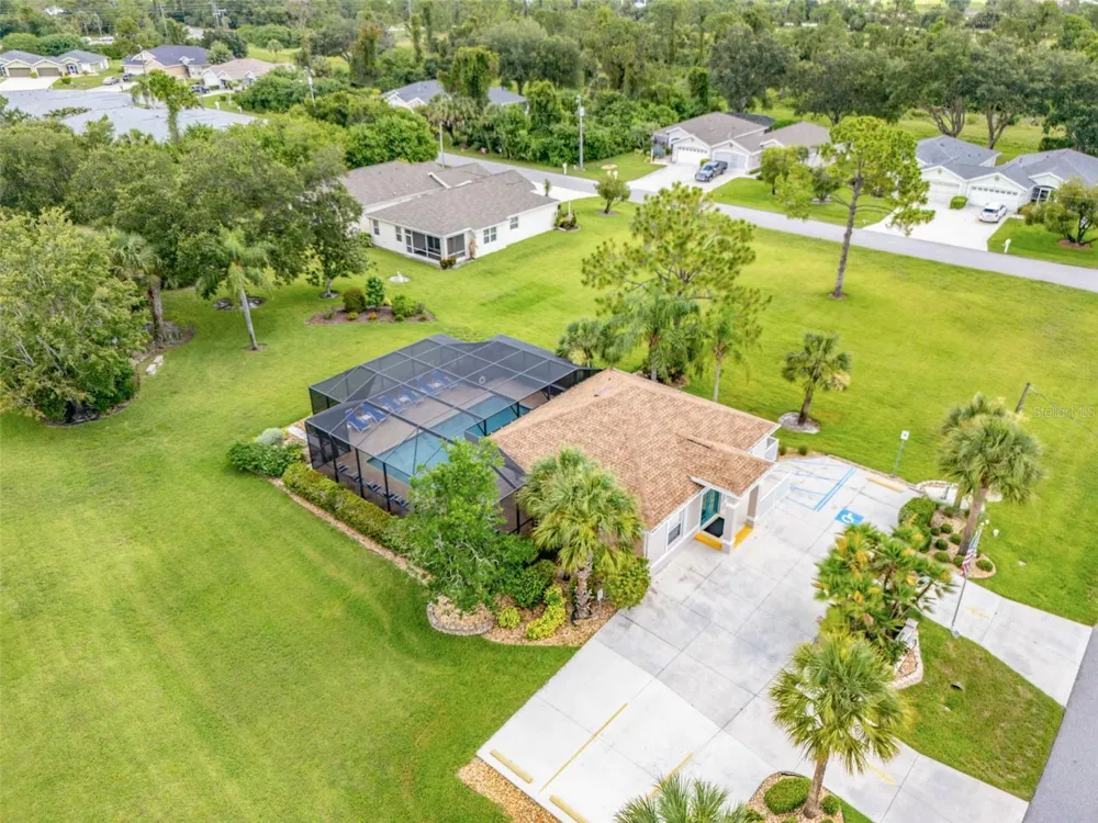 1351 HEDGEWOOD CIRCLE North Port, FL 34288