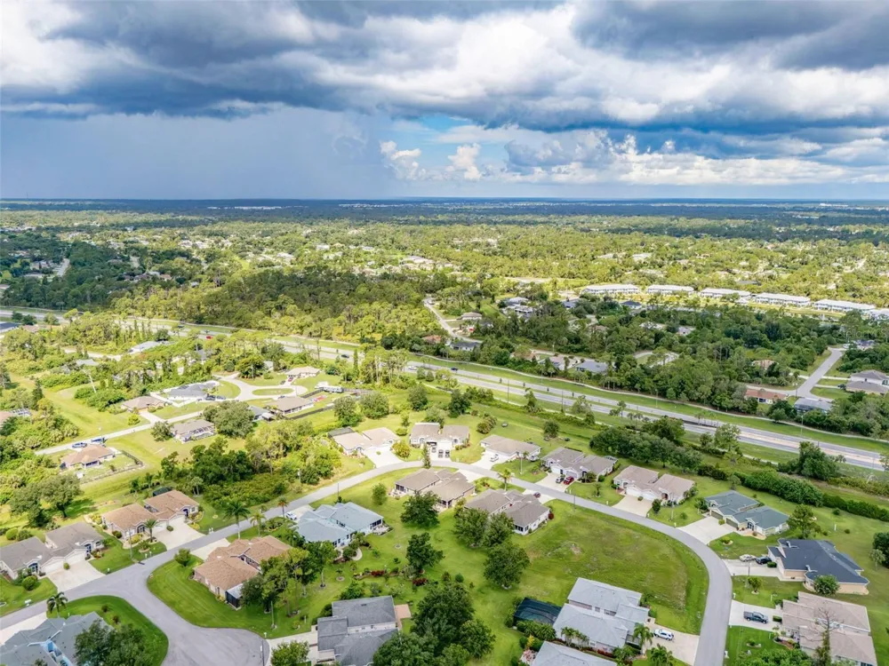 1351 HEDGEWOOD CIRCLE North Port, FL 34288
