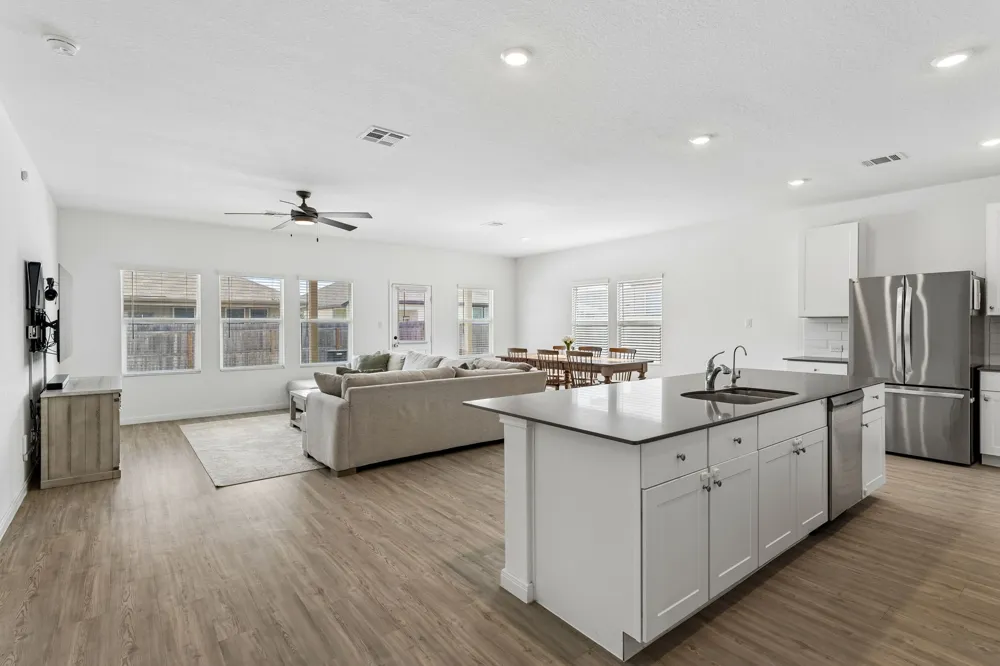 2724 Sierra Chicas Lane Seguin, TX 78155
