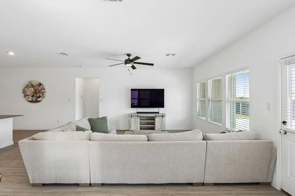2724 Sierra Chicas Lane Seguin, TX 78155