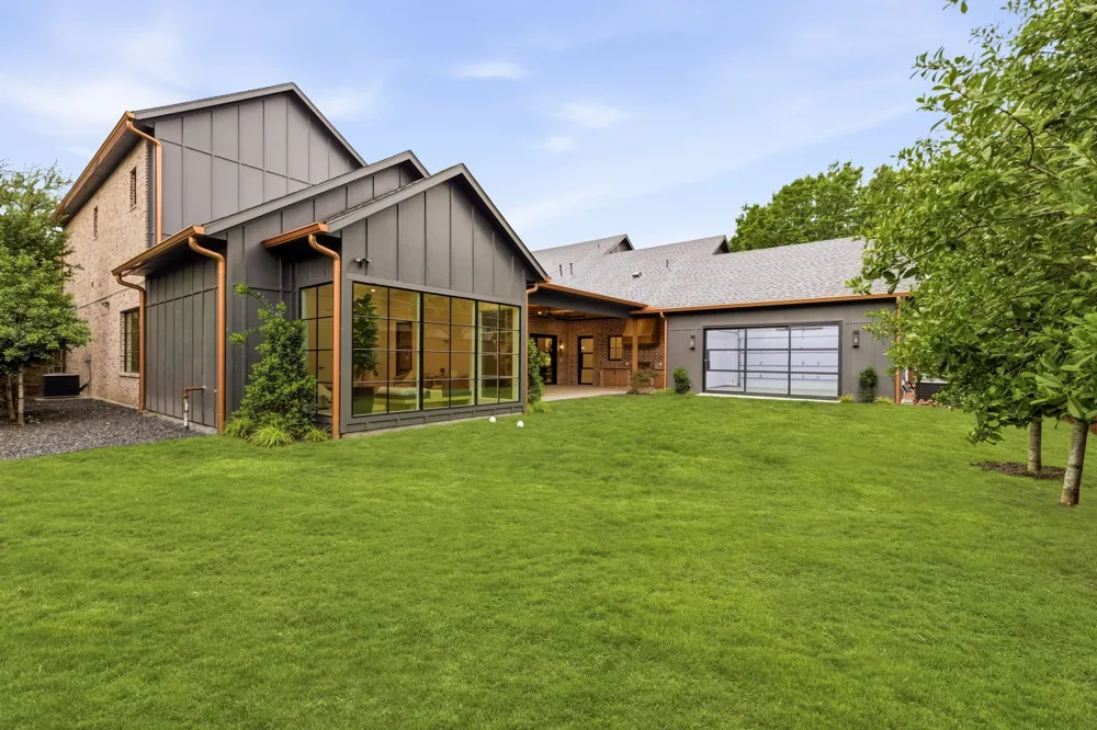 5925 Williamstown Road Dallas, TX 75230
