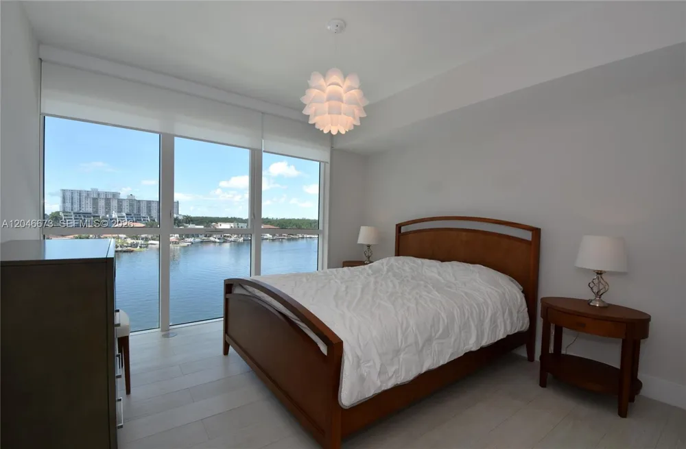 400 Sunny Isles Blvd #521 Sunny Isles Beach, FL 33160