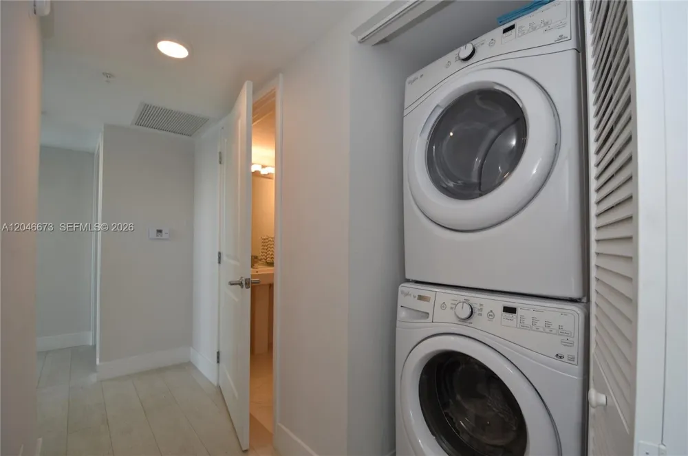400 Sunny Isles Blvd #521 Sunny Isles Beach, FL 33160