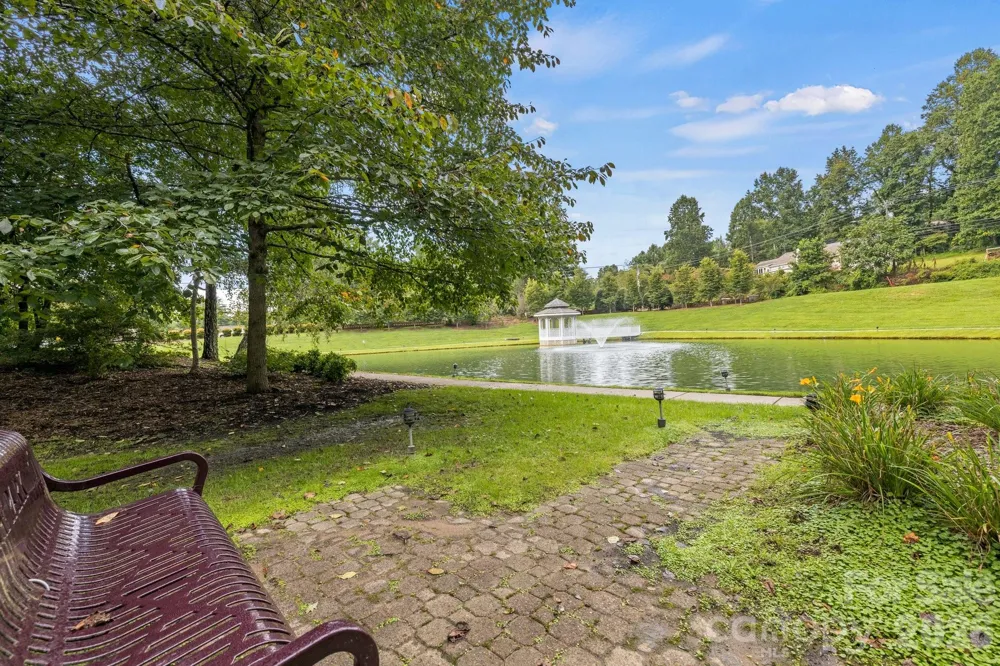 101 Wood Owl Court Hendersonville, NC 28791