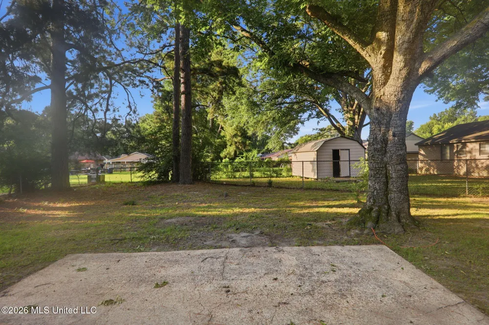 3135 Forest Glen Drive Horn Lake, MS 38637