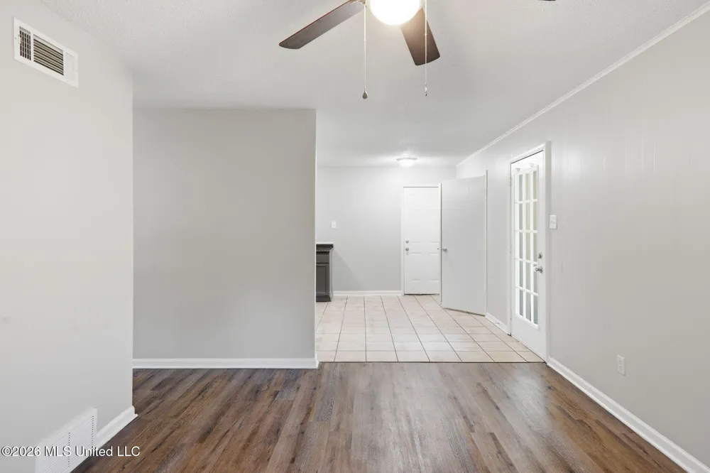 3135 Forest Glen Drive Horn Lake, MS 38637
