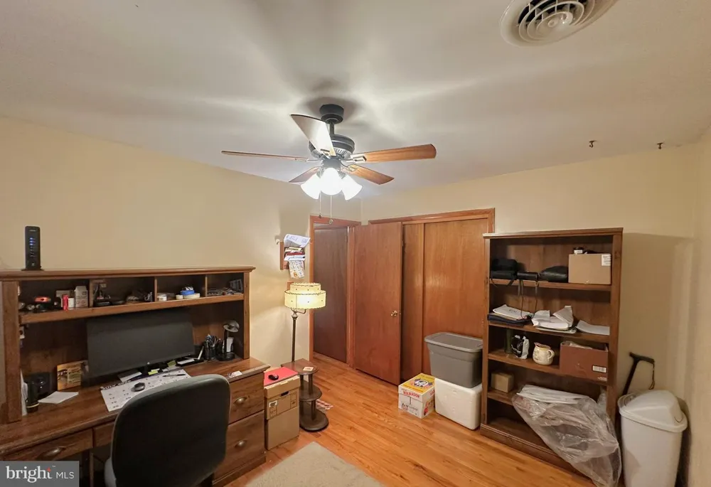 985 FAIRVIEW DRIVE Hanover, PA 17331