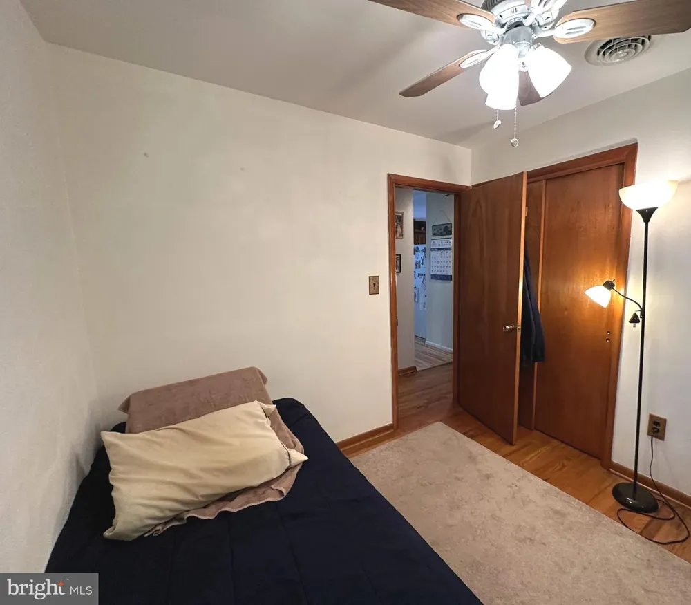 985 FAIRVIEW DRIVE Hanover, PA 17331
