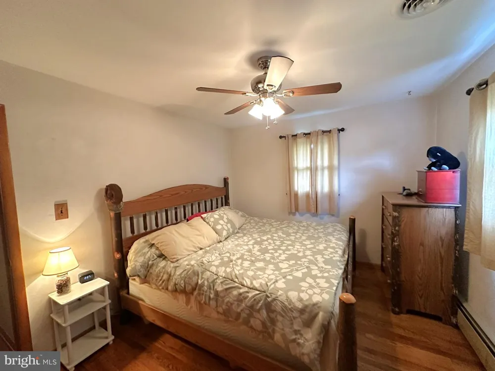 985 FAIRVIEW DRIVE Hanover, PA 17331