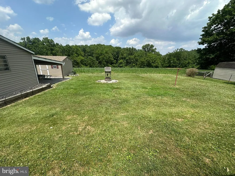 985 FAIRVIEW DRIVE Hanover, PA 17331
