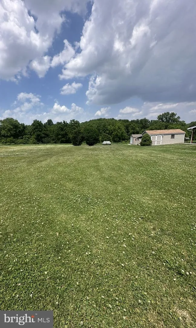 985 FAIRVIEW DRIVE Hanover, PA 17331