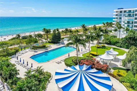 5161 Collins Ave #602