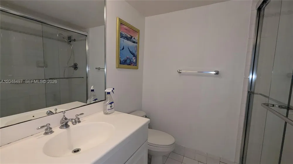 5161 Collins Ave #602 Miami Beach, FL 33140