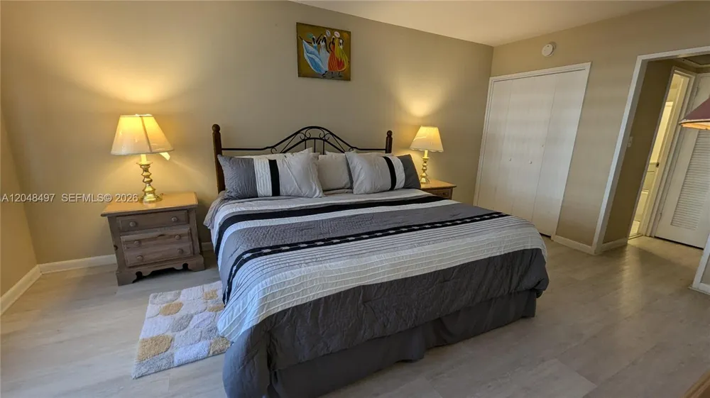 5161 Collins Ave #602 Miami Beach, FL 33140