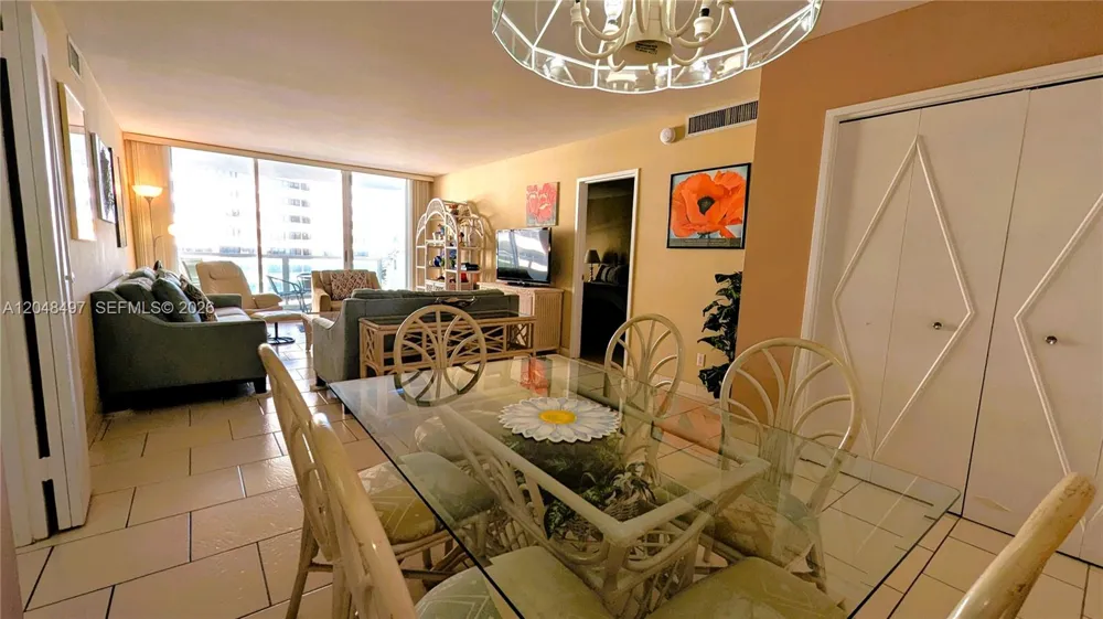 5161 Collins Ave #602 Miami Beach, FL 33140